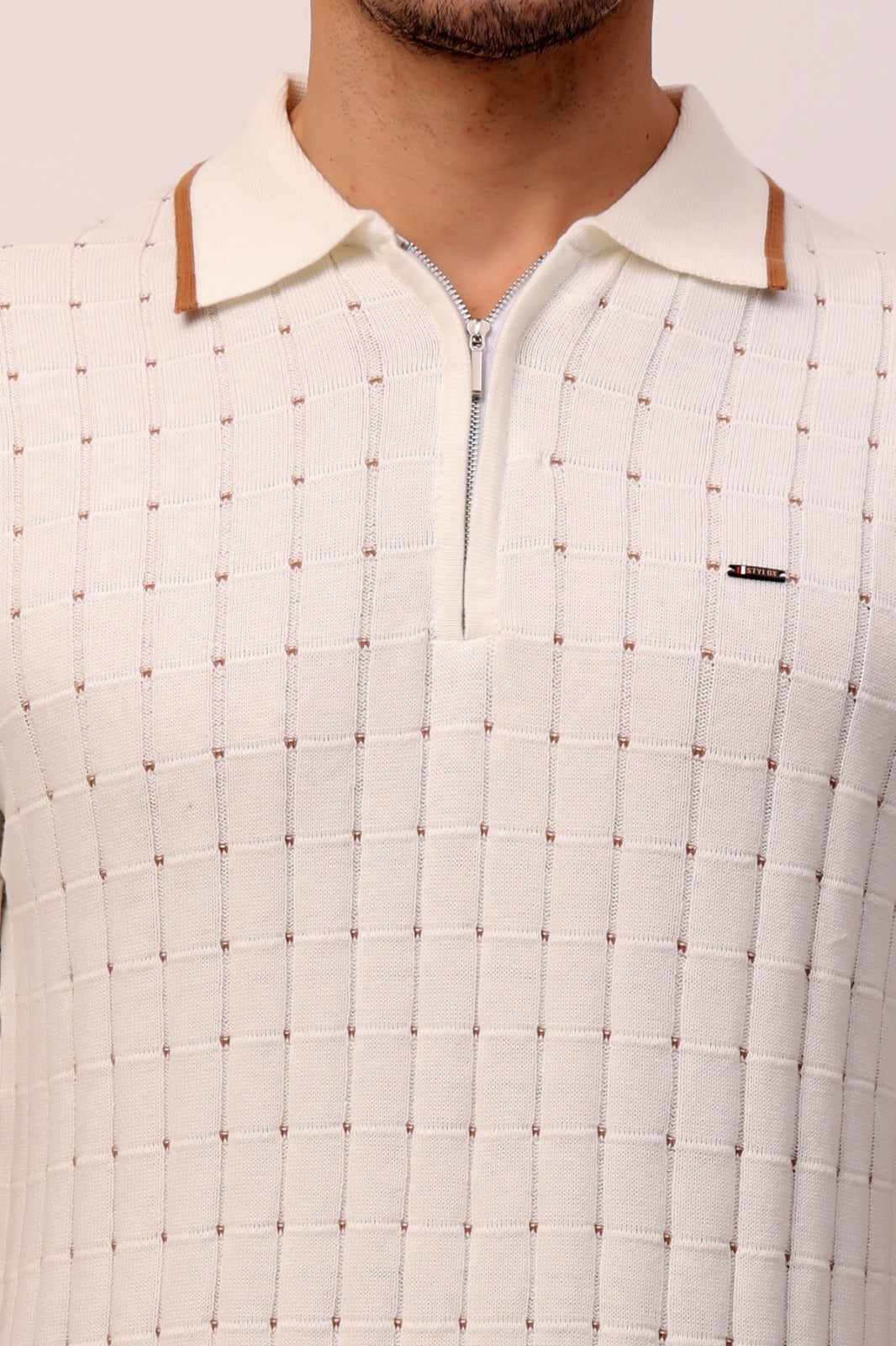 White Textured Polo Shirt – Classic Style with Modern Detailing