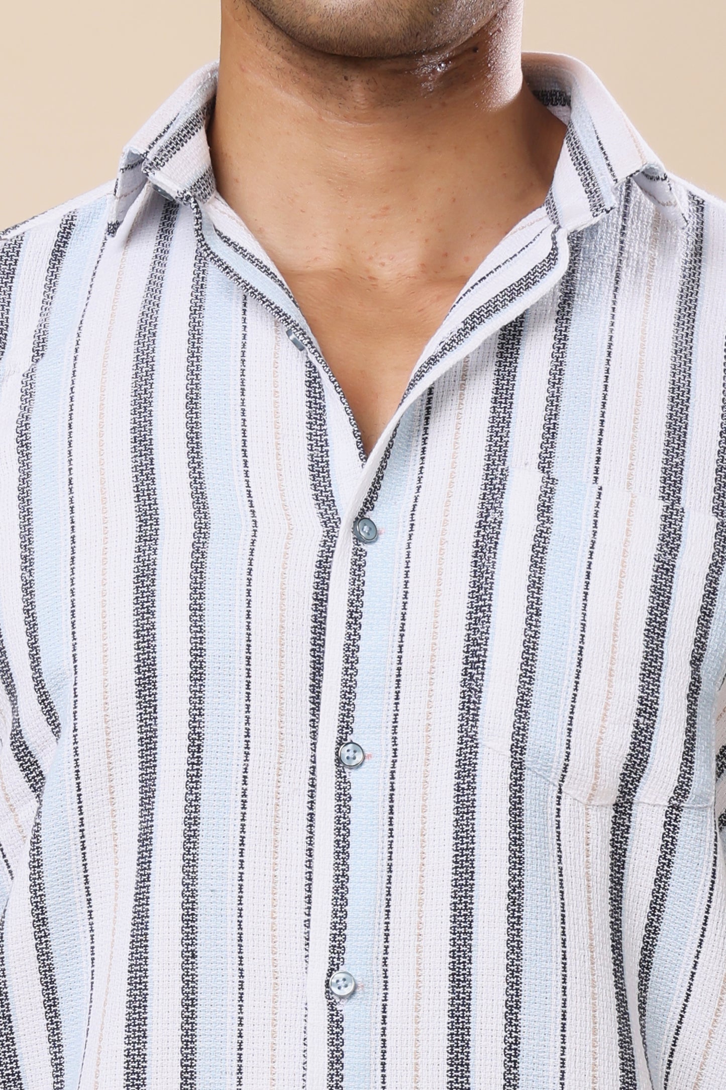 Classic Striped Short-Sleeve Shirt – Casual & Stylish