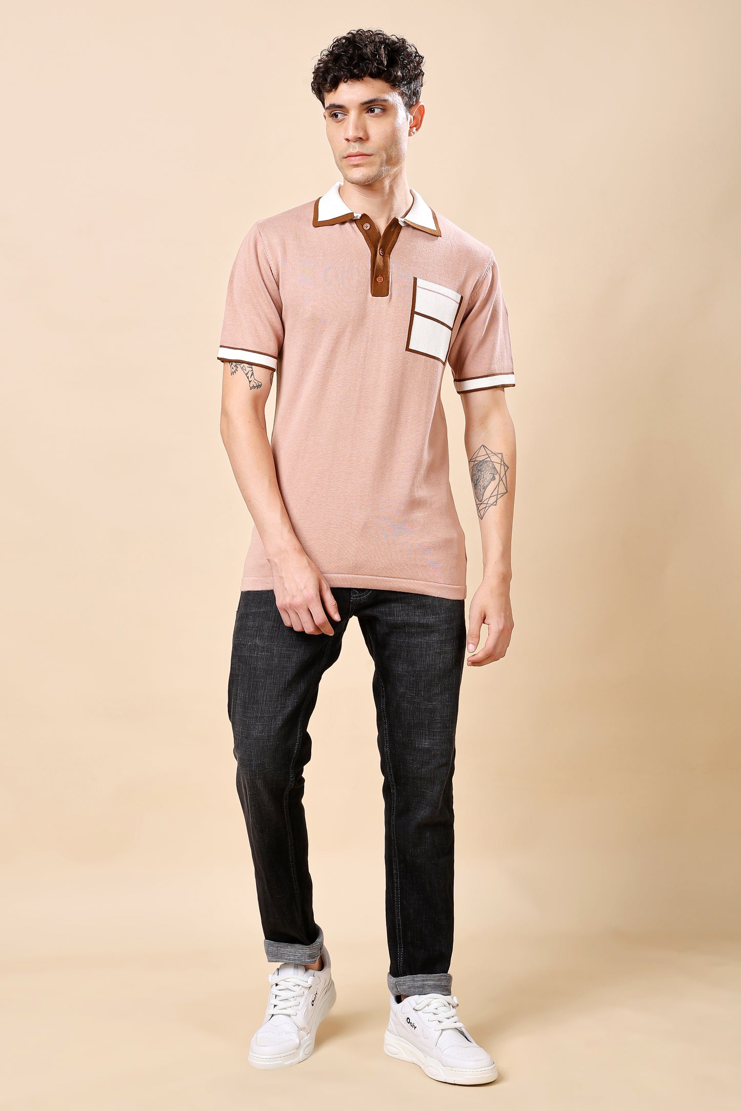 Retro Contrast Polo Shirt – Classic Meets Contemporary