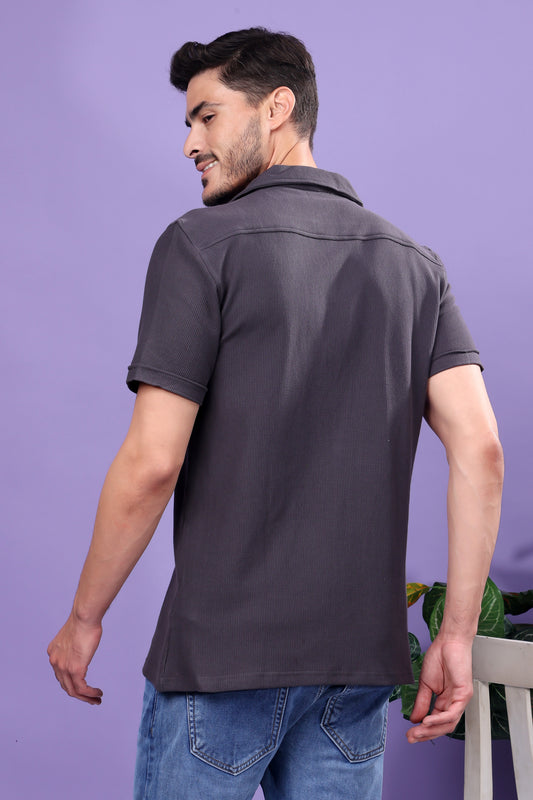 Charcoal Short-Sleeve Casual Shirt – Minimalist Everyday Essential