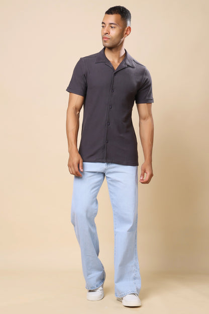 Charcoal Short-Sleeve Casual Shirt – Minimalist Everyday Essential